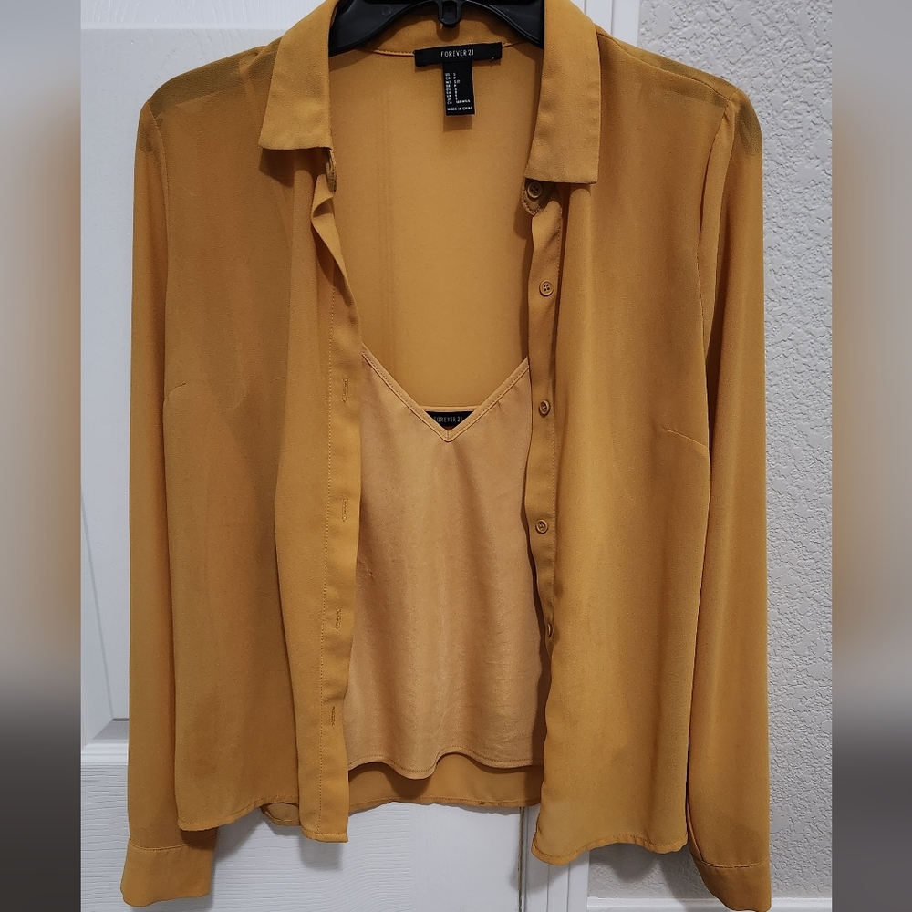 Forever 21 blouse and tank top set Small
